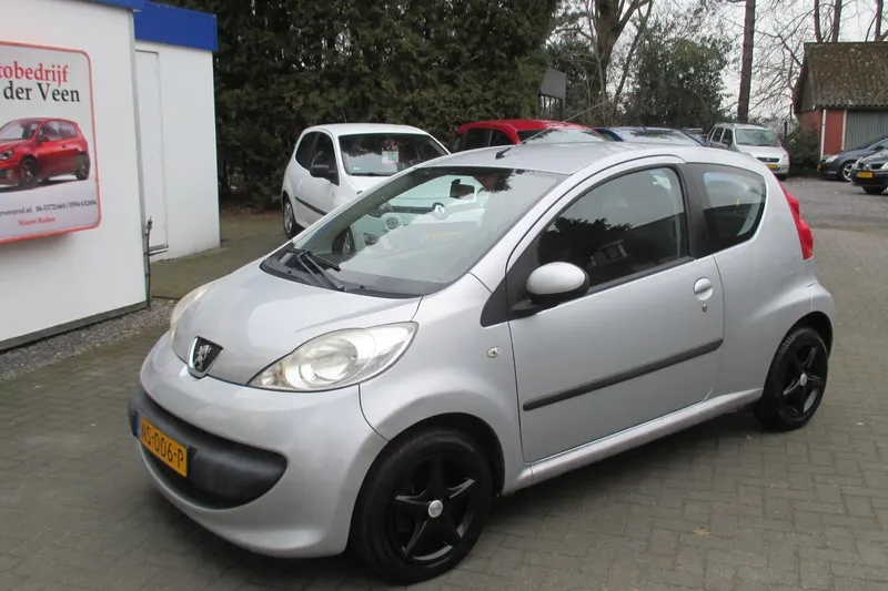 Peugeot 107 (2007)