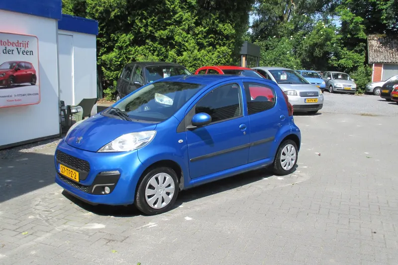 Peugeot 107 (2012)