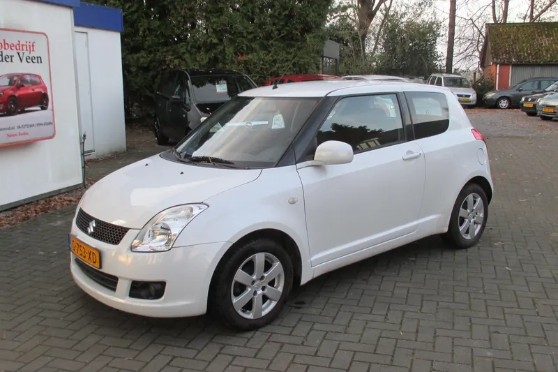 Suzuki Swift (2010)