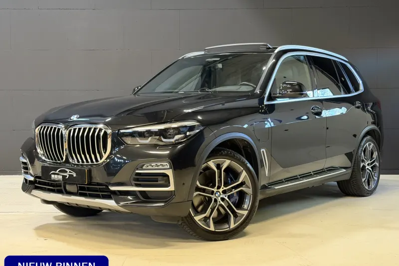 BMW X5 (2021)