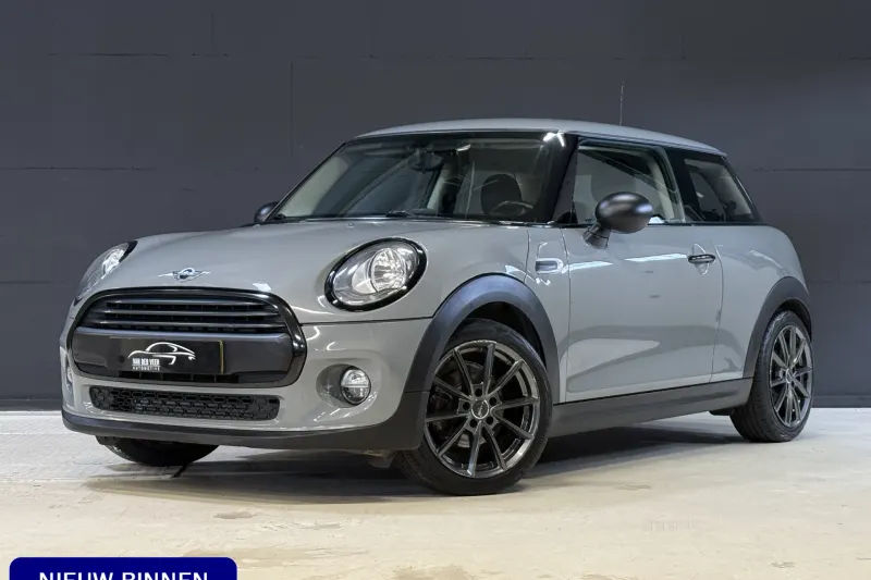MINI One (2017)