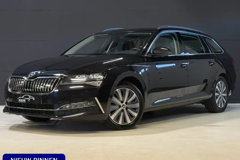 Škoda Superb (2022)