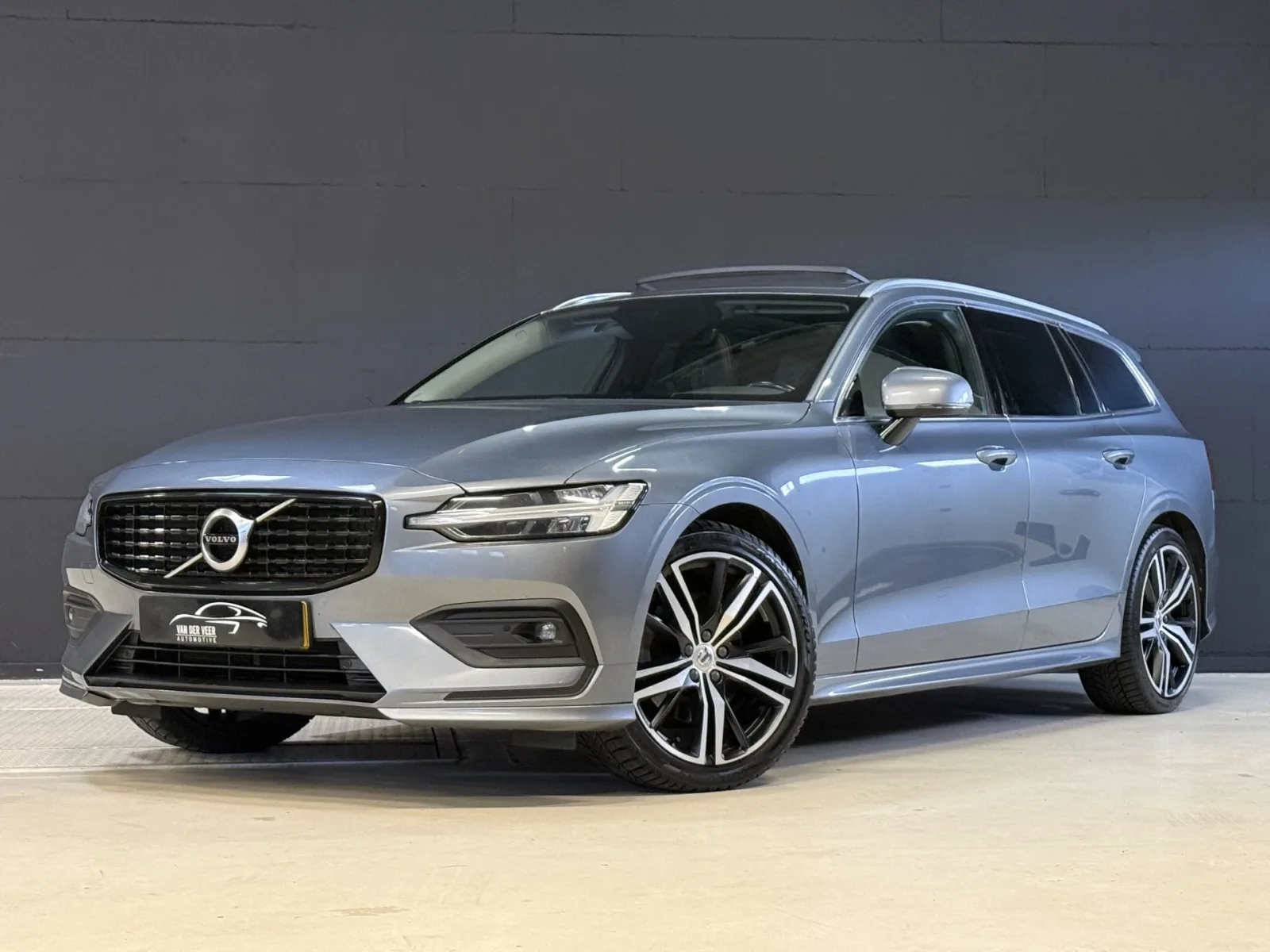 Volvo V60 (2021) — foto 1