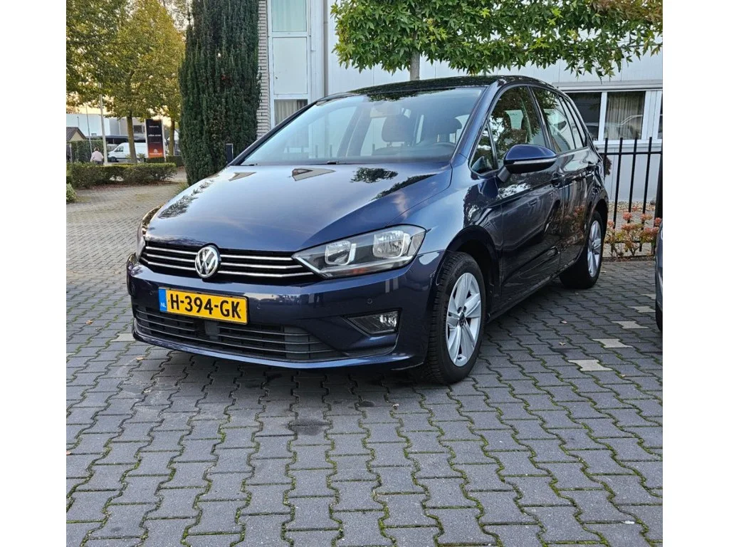 Volkswagen Golf Sportsvan (2014) — foto 1