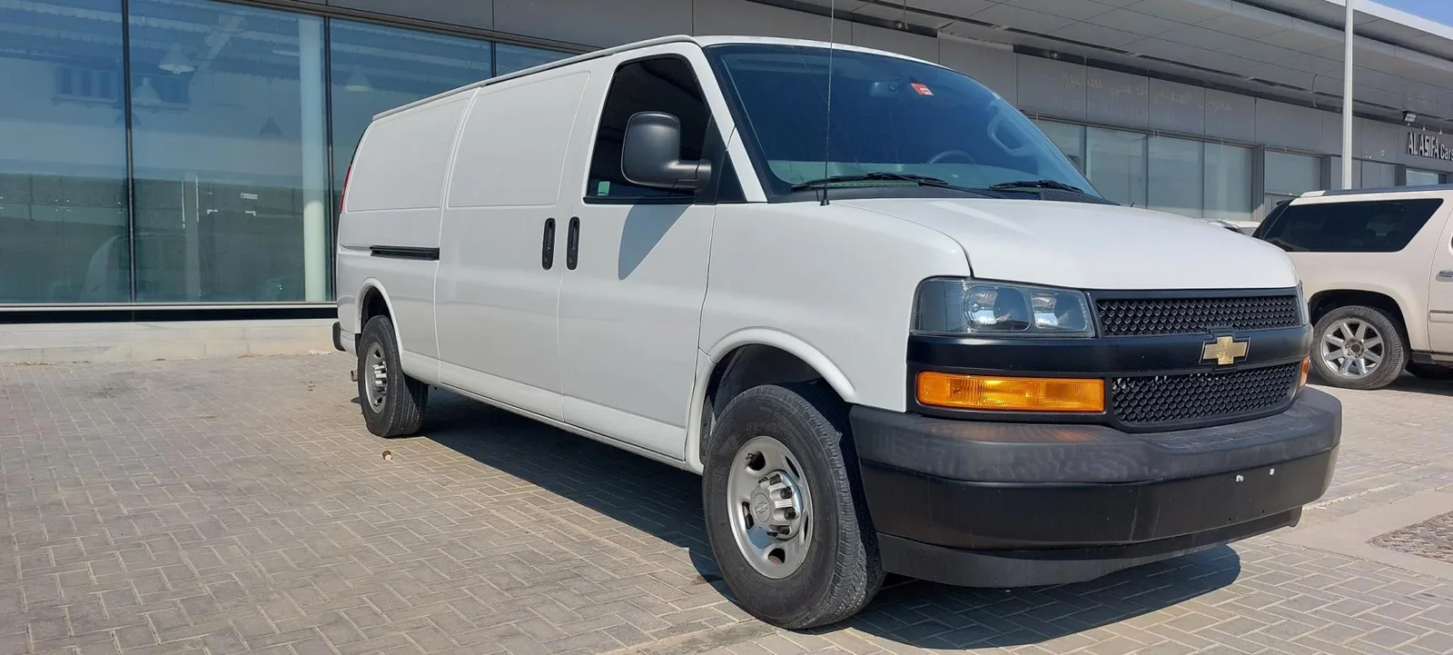 Chevrolet Chevy Van (2020) — foto 1
