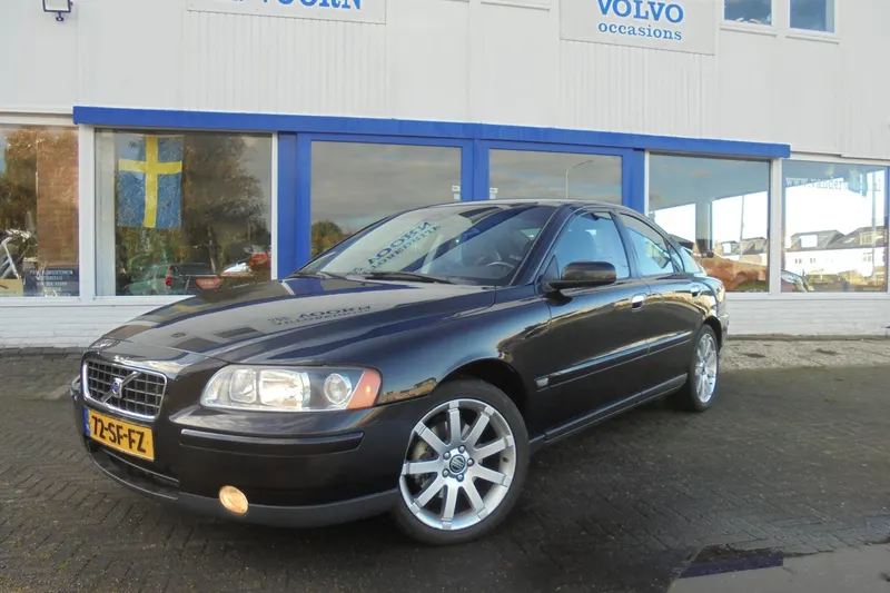 Volvo S60 (2005)