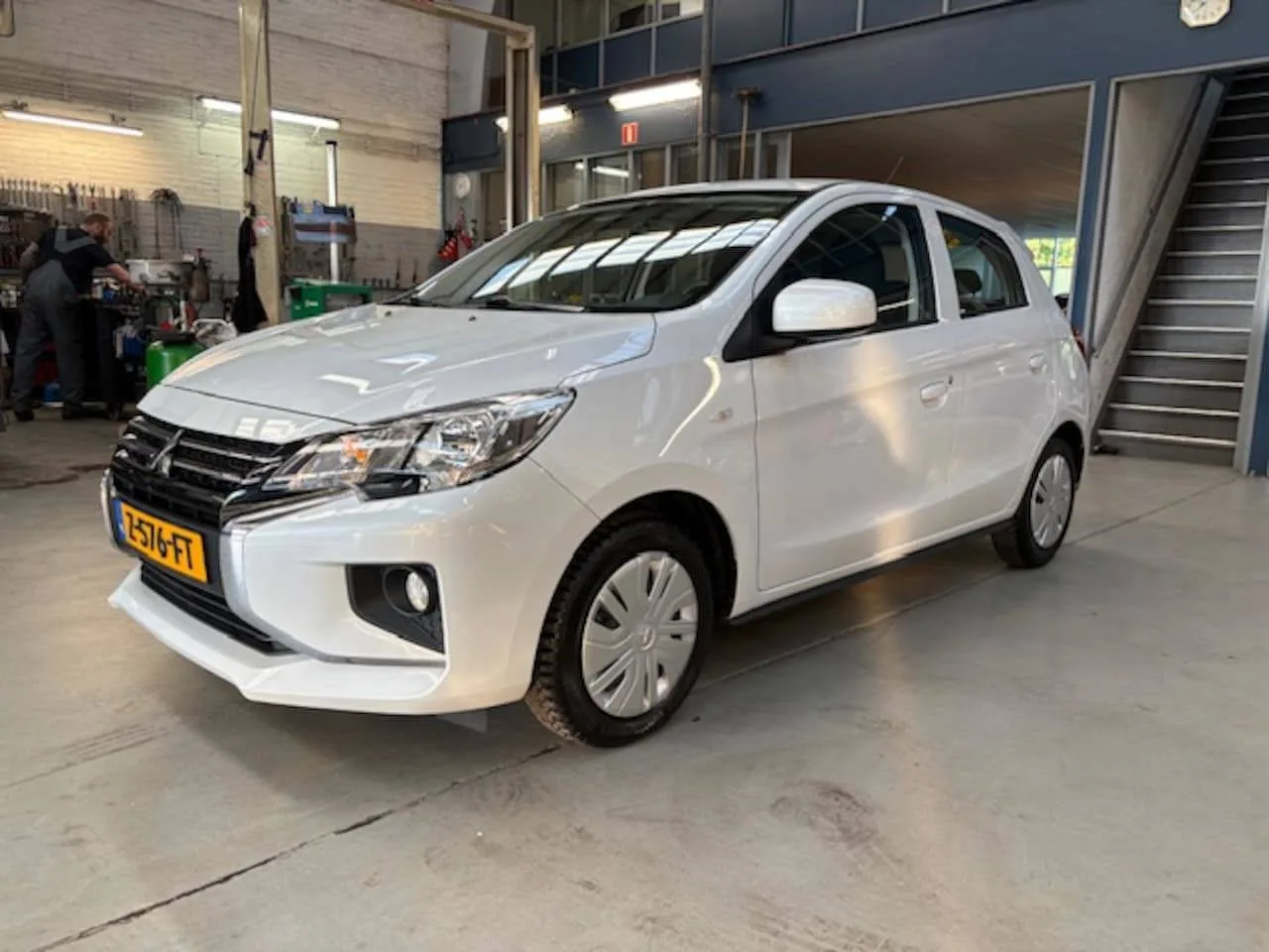 Mitsubishi Space Star (2024) — foto 1