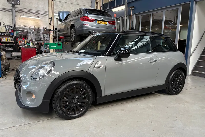 MINI Cooper (2015)