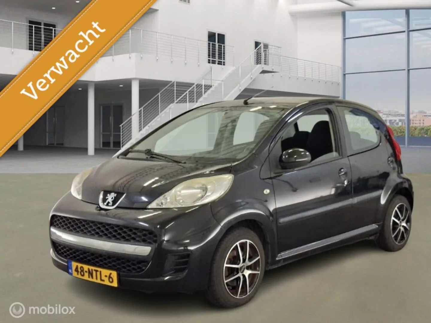 Peugeot 107 (2010) — foto 1