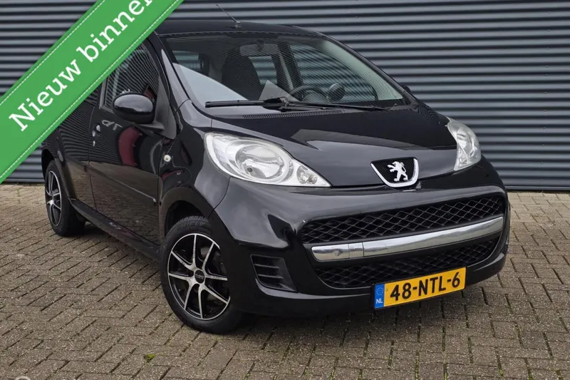 Peugeot 107 (2010)