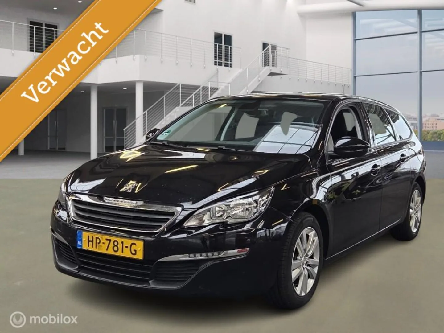 Peugeot 308 (2015) — foto 1