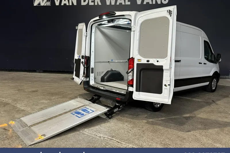 Ford Transit (2023)