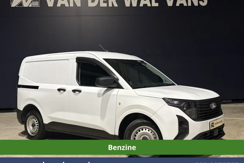 Ford Transit Courier (2024)