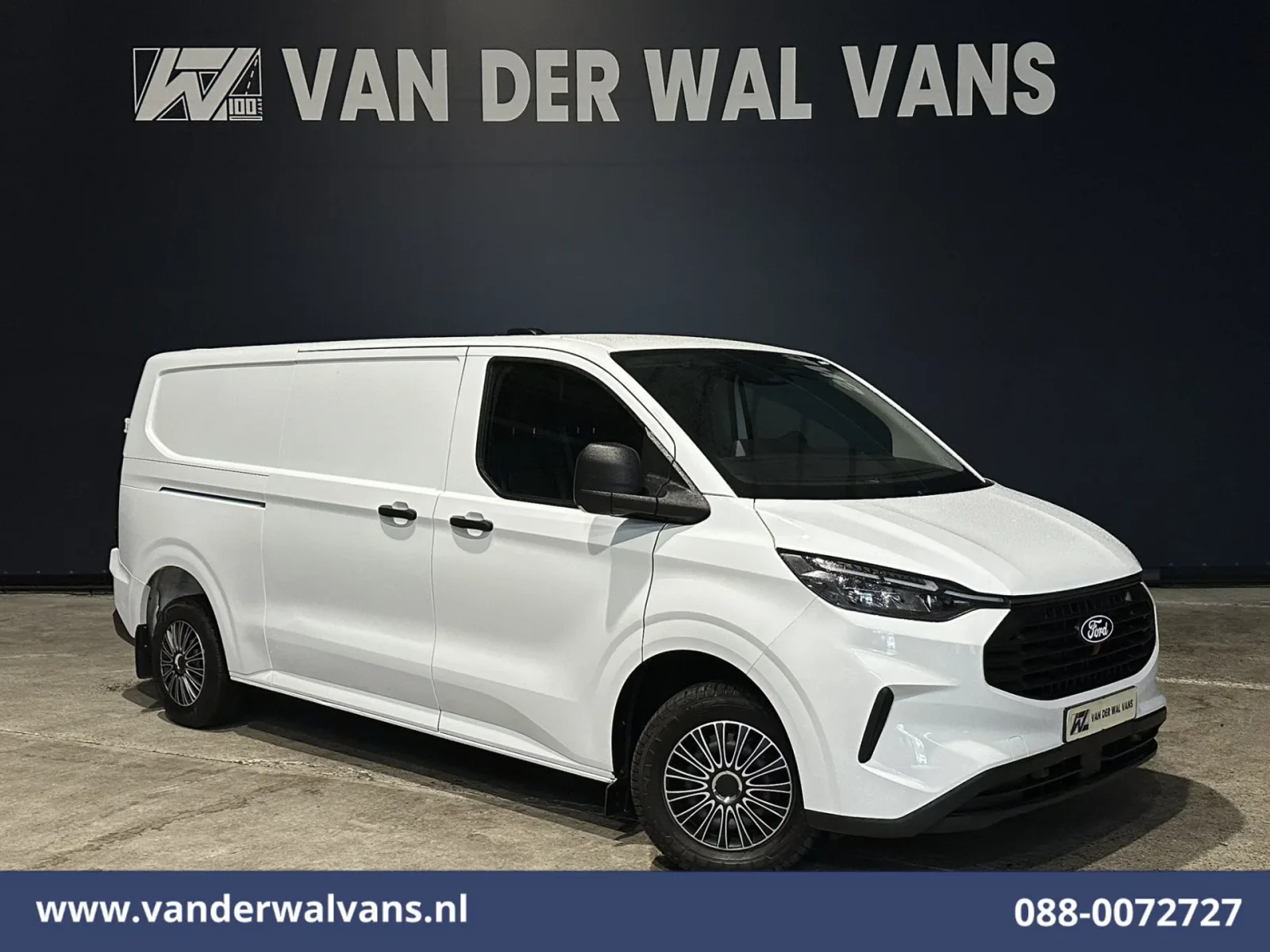 Ford Transit Custom (2024) — foto 1