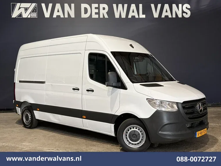 Mercedes-Benz Sprinter (2023) — foto 1