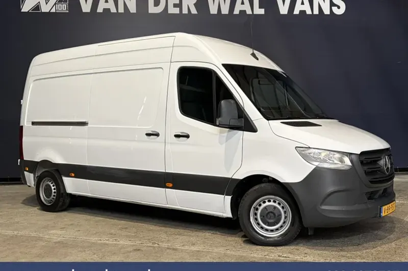 Mercedes-Benz Sprinter (2023)