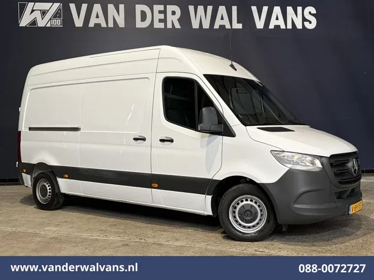 Mercedes-Benz Sprinter (2023) — foto 1
