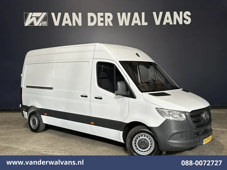 Mercedes-Benz Sprinter (2023) — foto 1