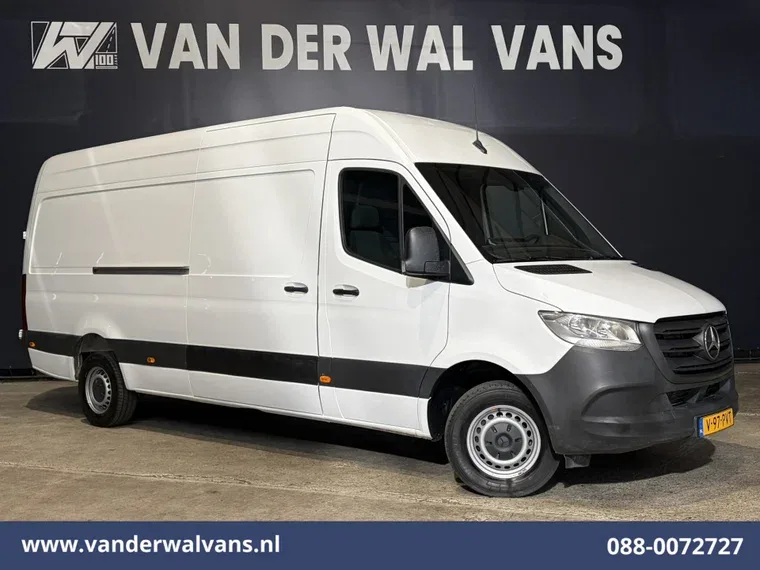 Mercedes-Benz Sprinter (2023) — foto 1