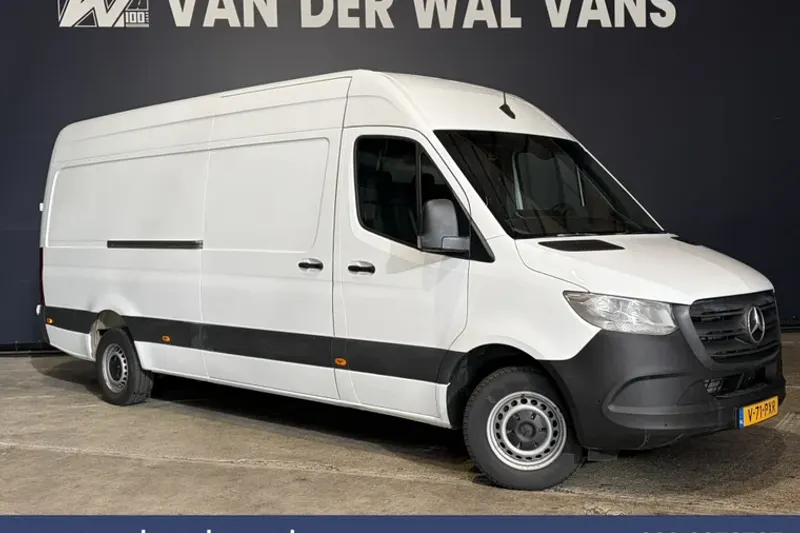 Mercedes-Benz Sprinter (2023)