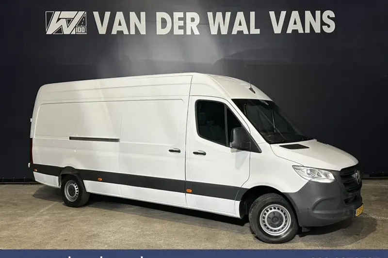 Mercedes-Benz Sprinter (2023)