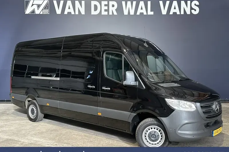 Mercedes-Benz Sprinter (2023)
