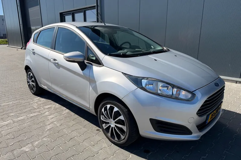 Ford Fiesta (2013)