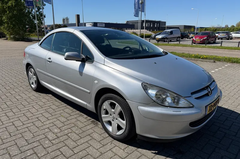 Peugeot 307 (2004)