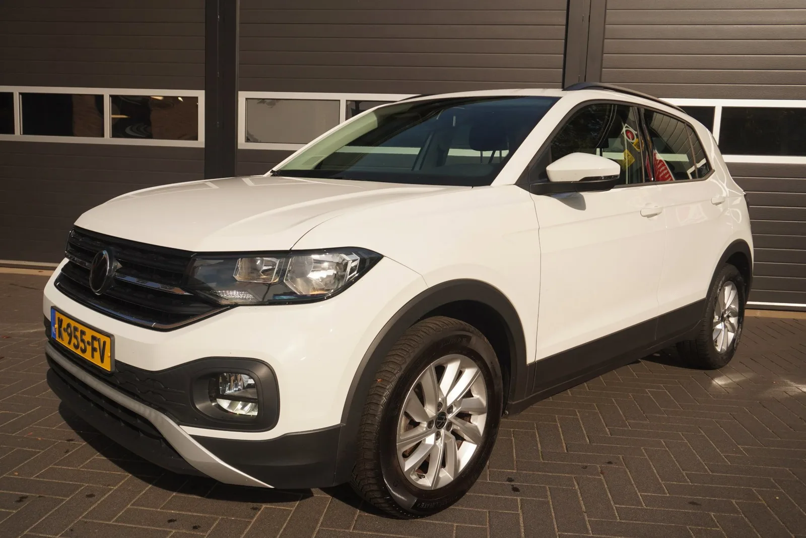 Volkswagen T-Cross (2020) — foto 1