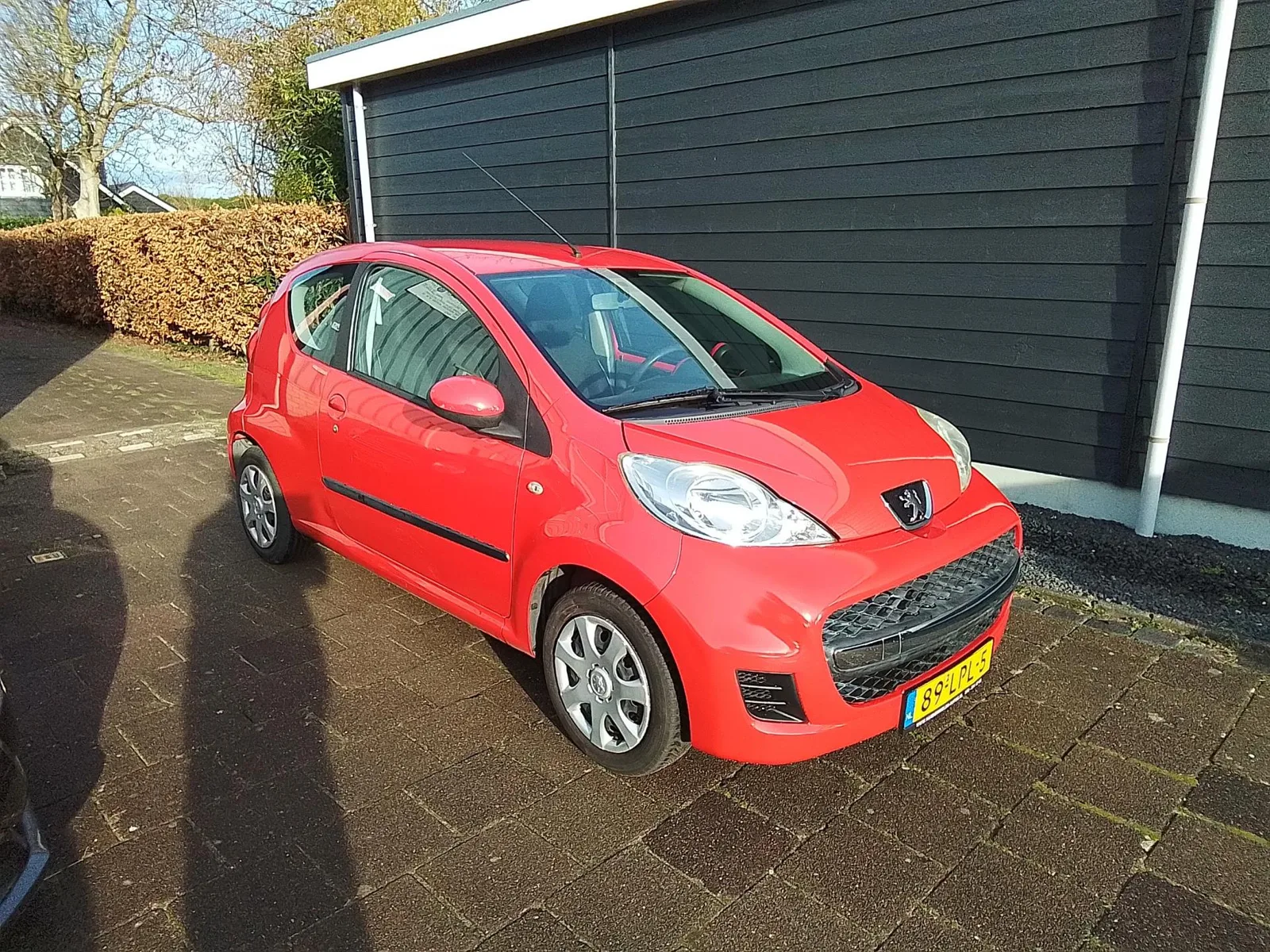 Peugeot 107 (2010) — foto 1