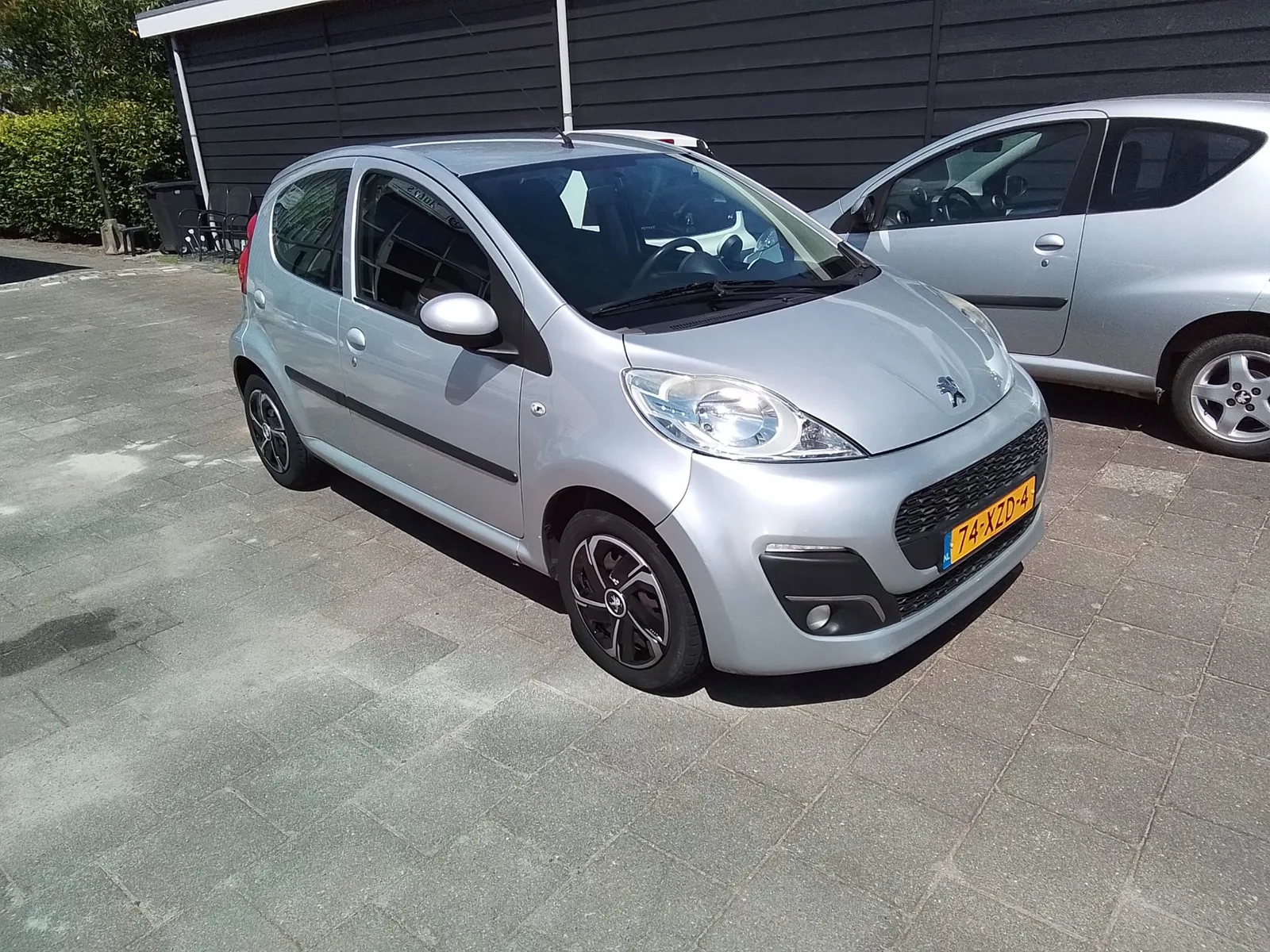 Peugeot 107 (2012) — foto 1