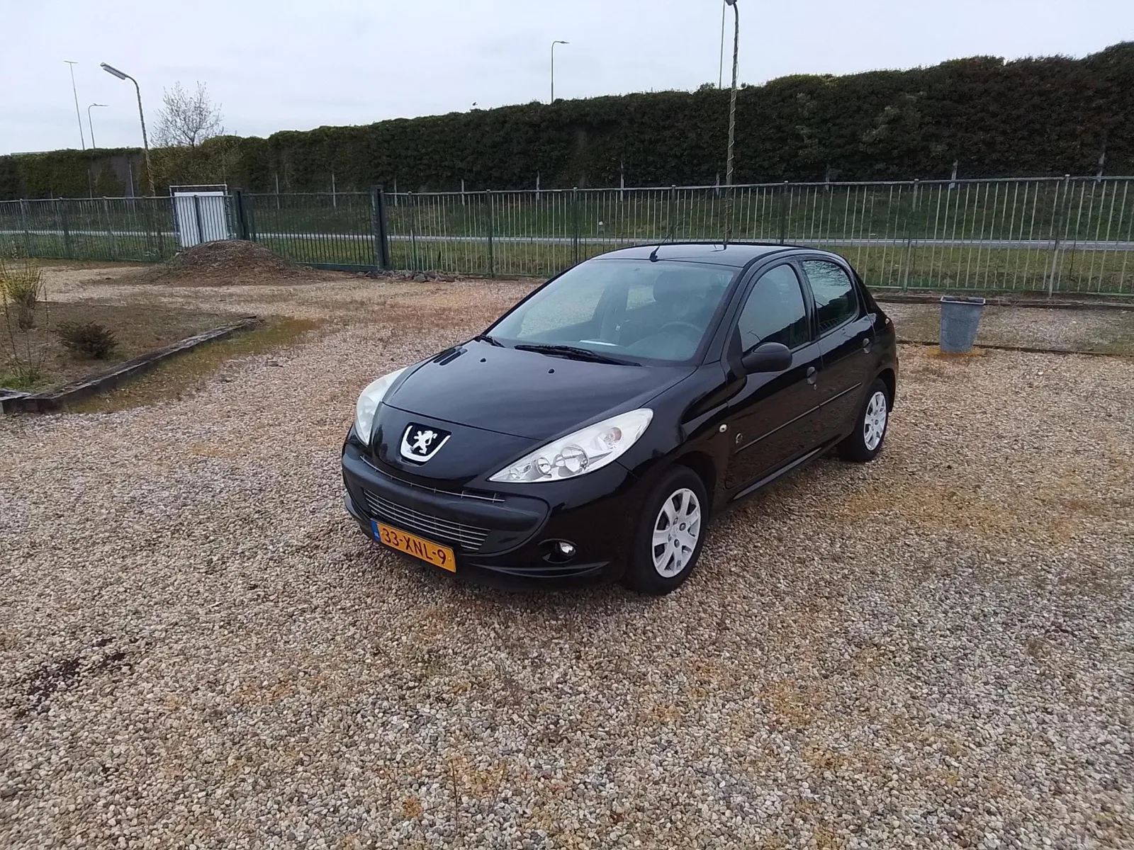 Peugeot 206 (2012) — foto 1