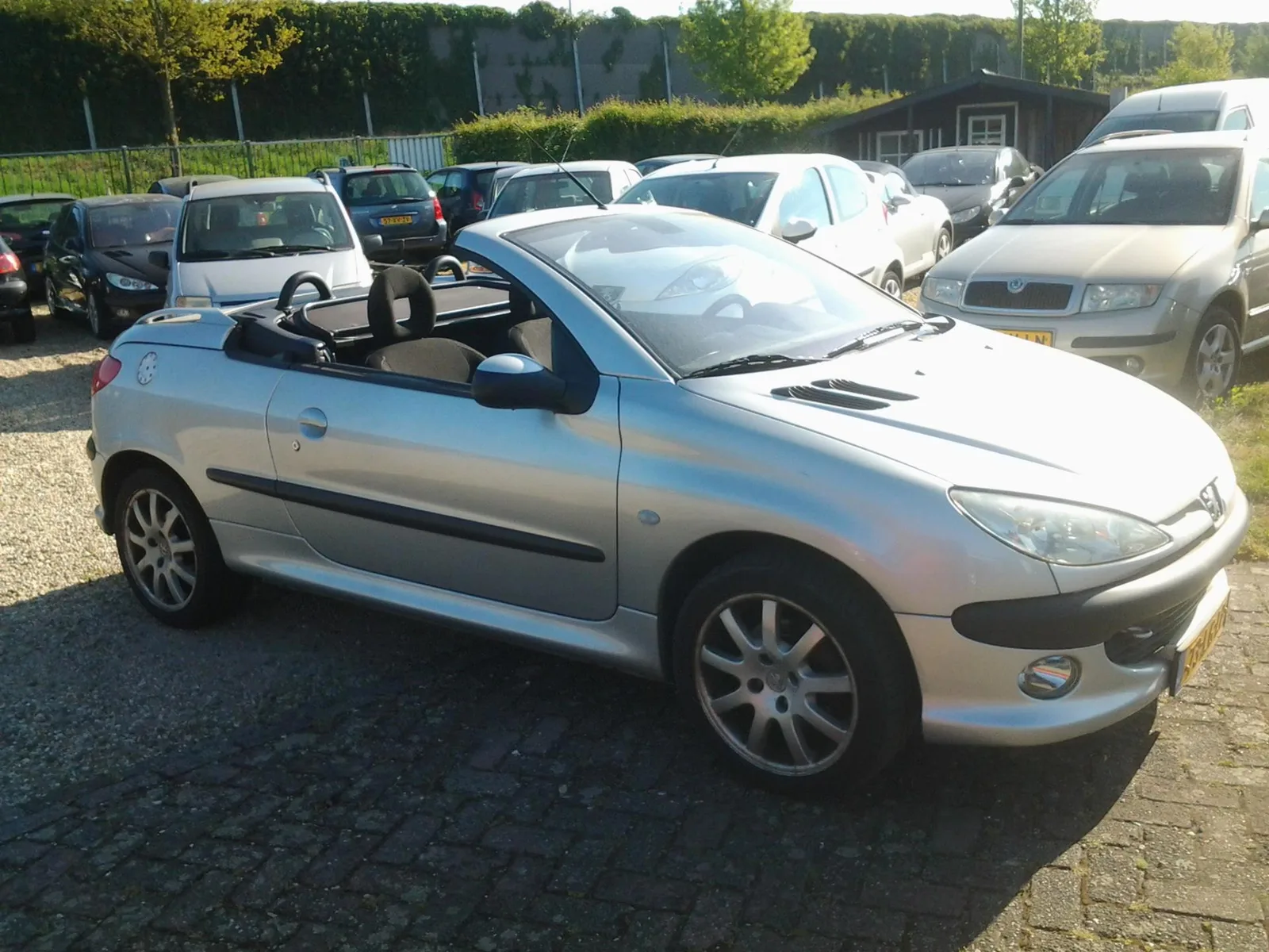 Peugeot 206 (2003) — foto 1