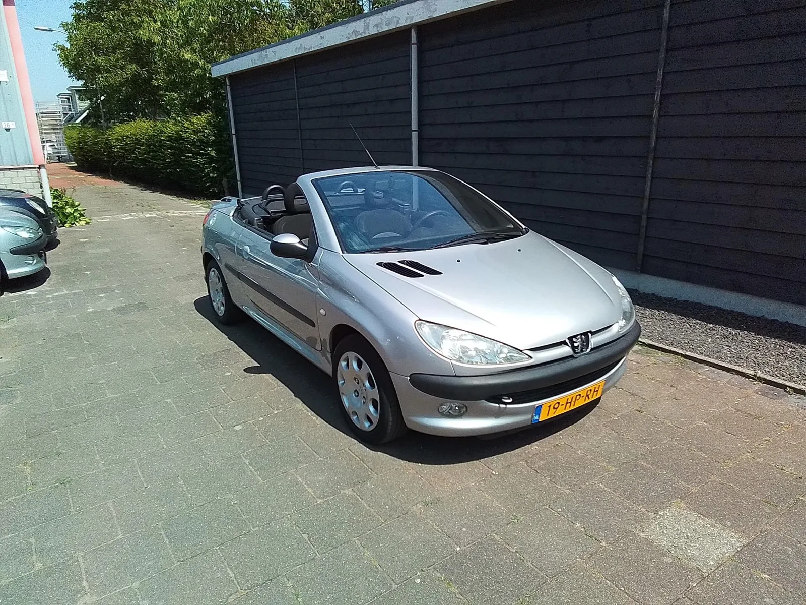 Peugeot 206 (2001) — foto 1