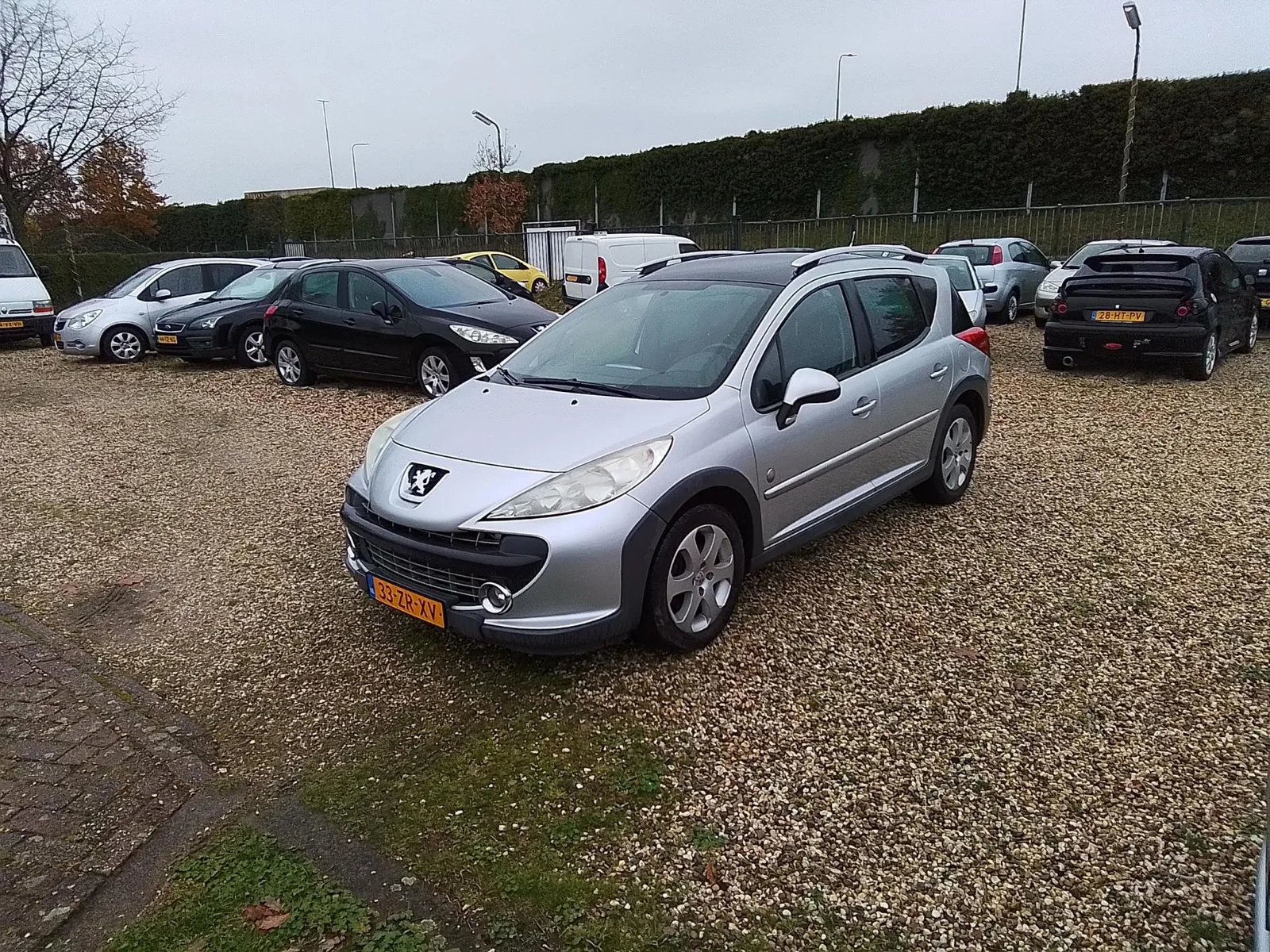 Peugeot 207 (2008) — foto 1
