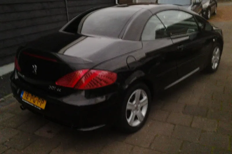Peugeot 307 CC (2004)