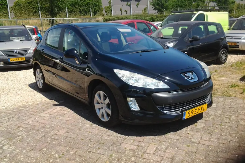 Peugeot 308 (2008)