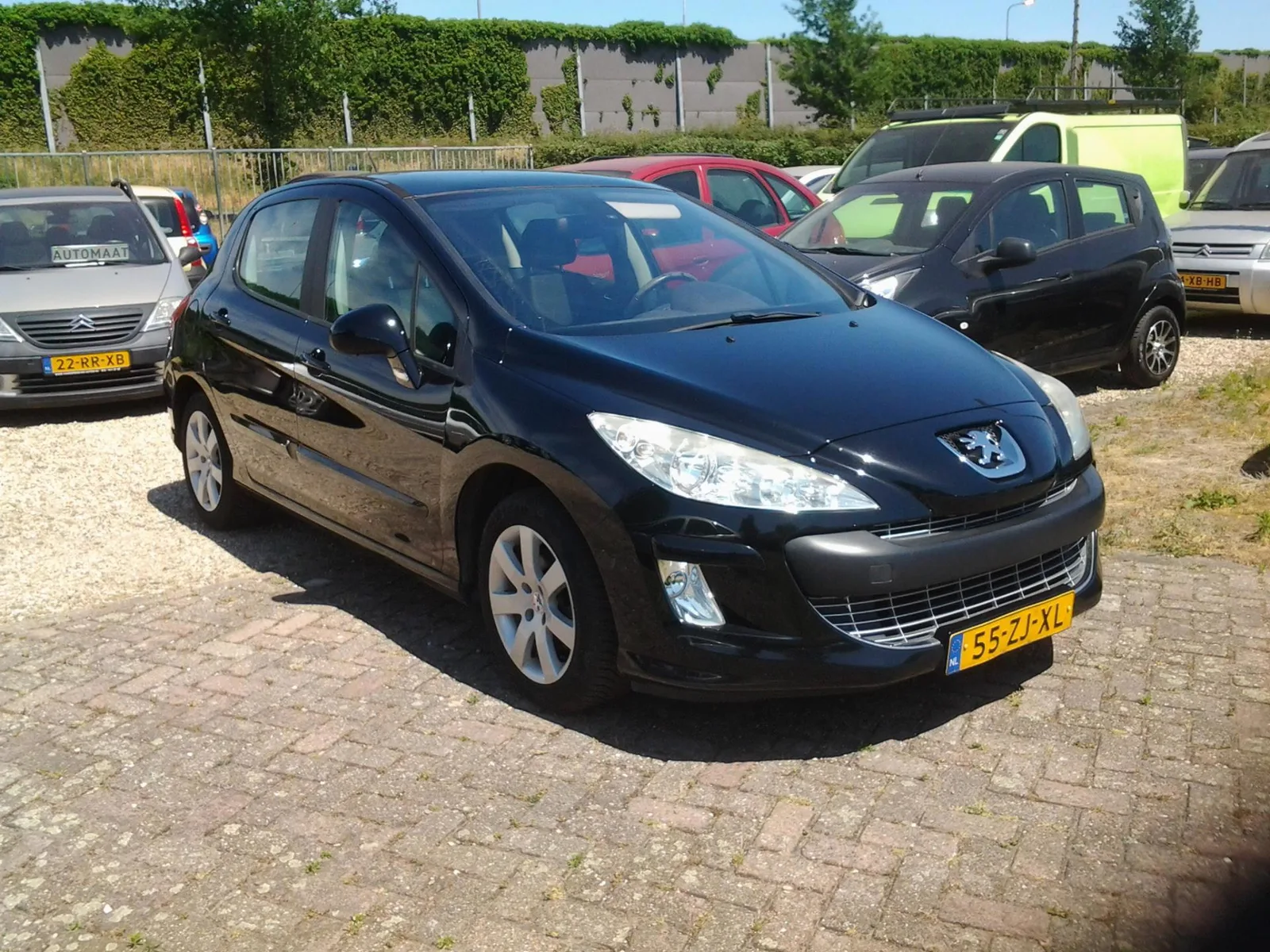 Peugeot 308 (2008) — foto 1