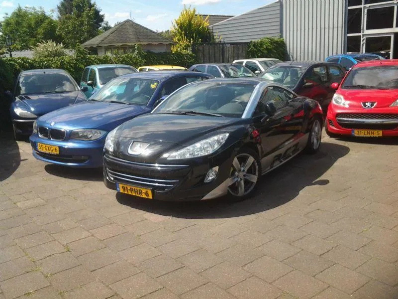 Peugeot RCZ (2011) — foto 1