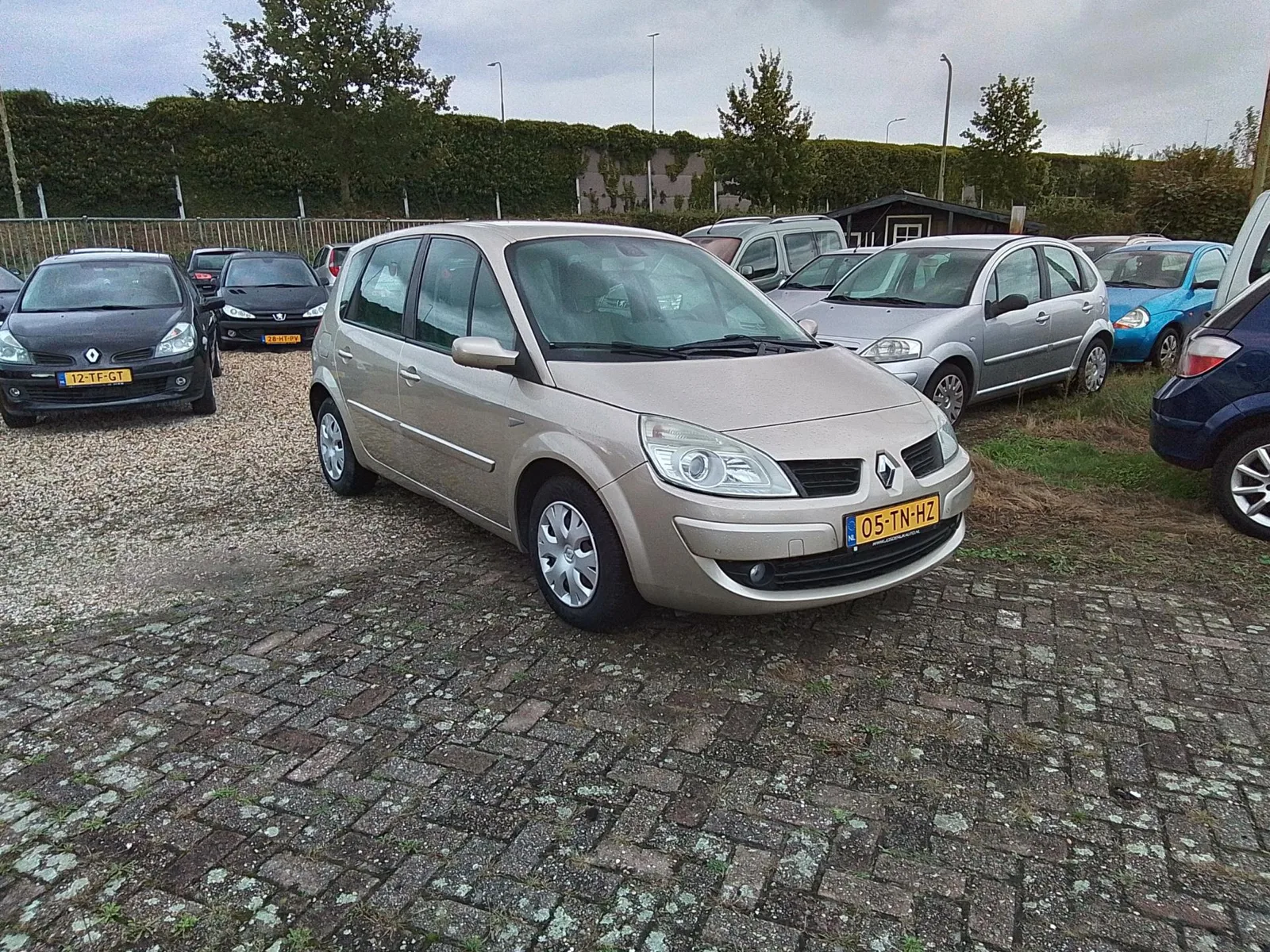 Renault Scénic (2006) — foto 1