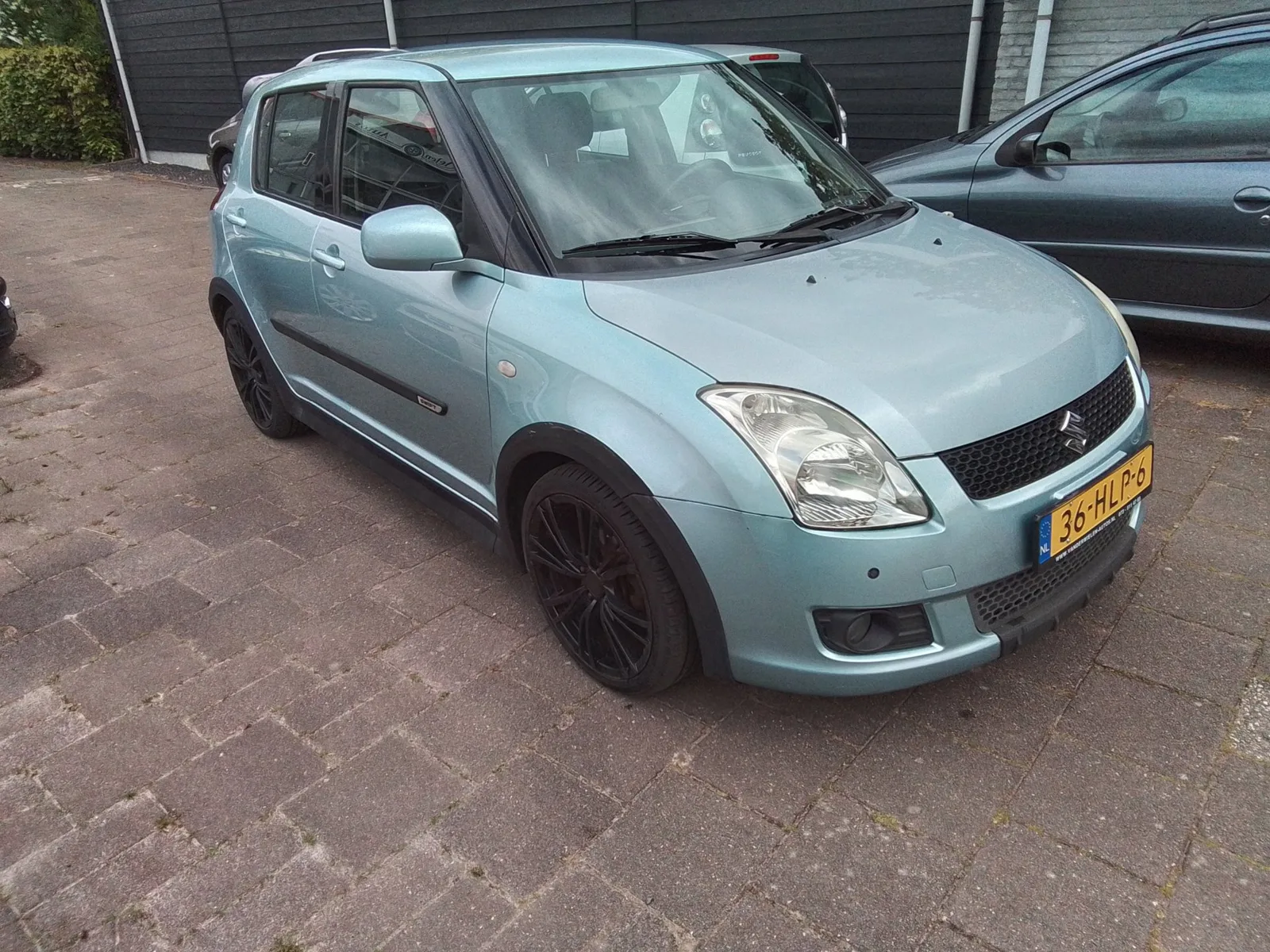 Suzuki Swift (2009) — foto 1