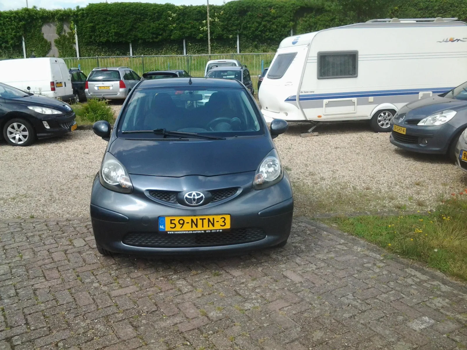 Toyota Aygo (2010) — foto 1