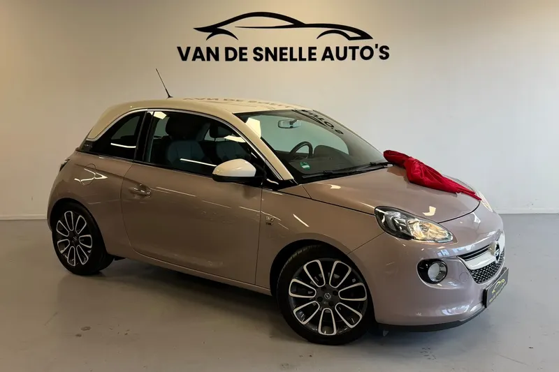 Opel Adam (2014)