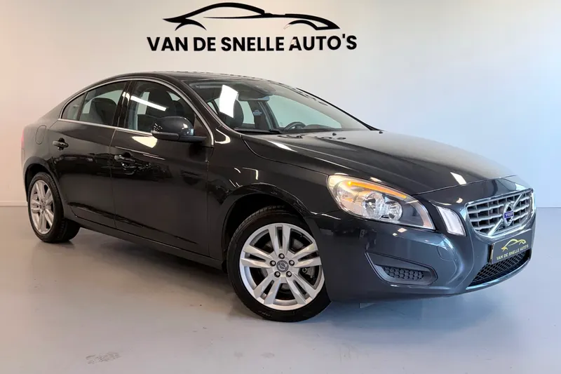 Volvo S60 (2013)