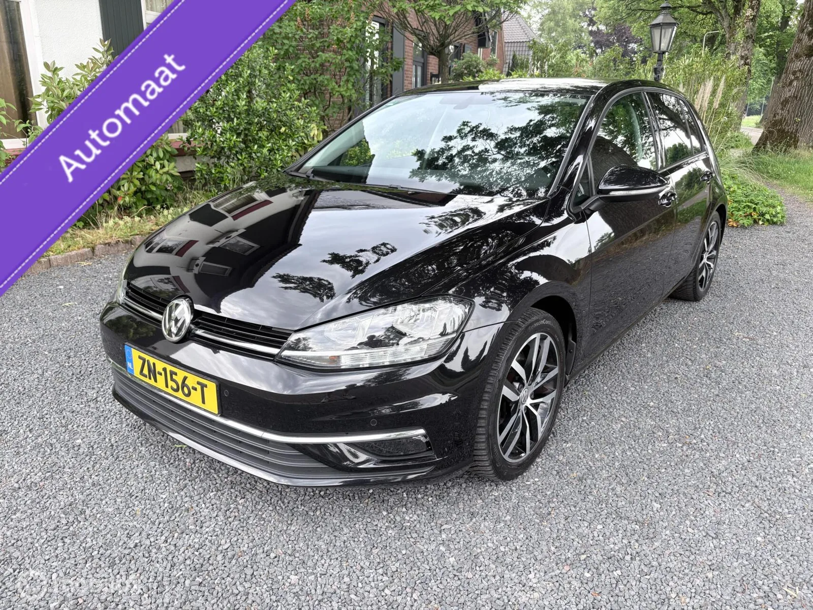 Volkswagen Golf (2019) — foto 1