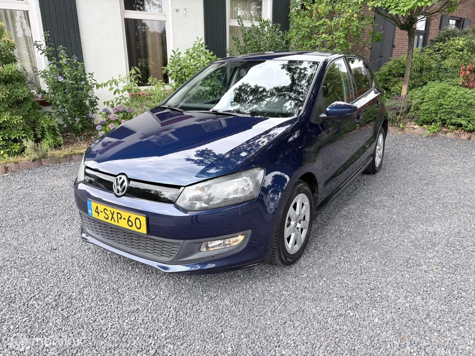 Volkswagen Polo (2014) — foto 1