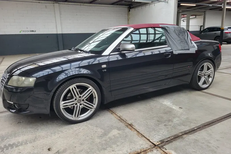 Audi A4 (2002)