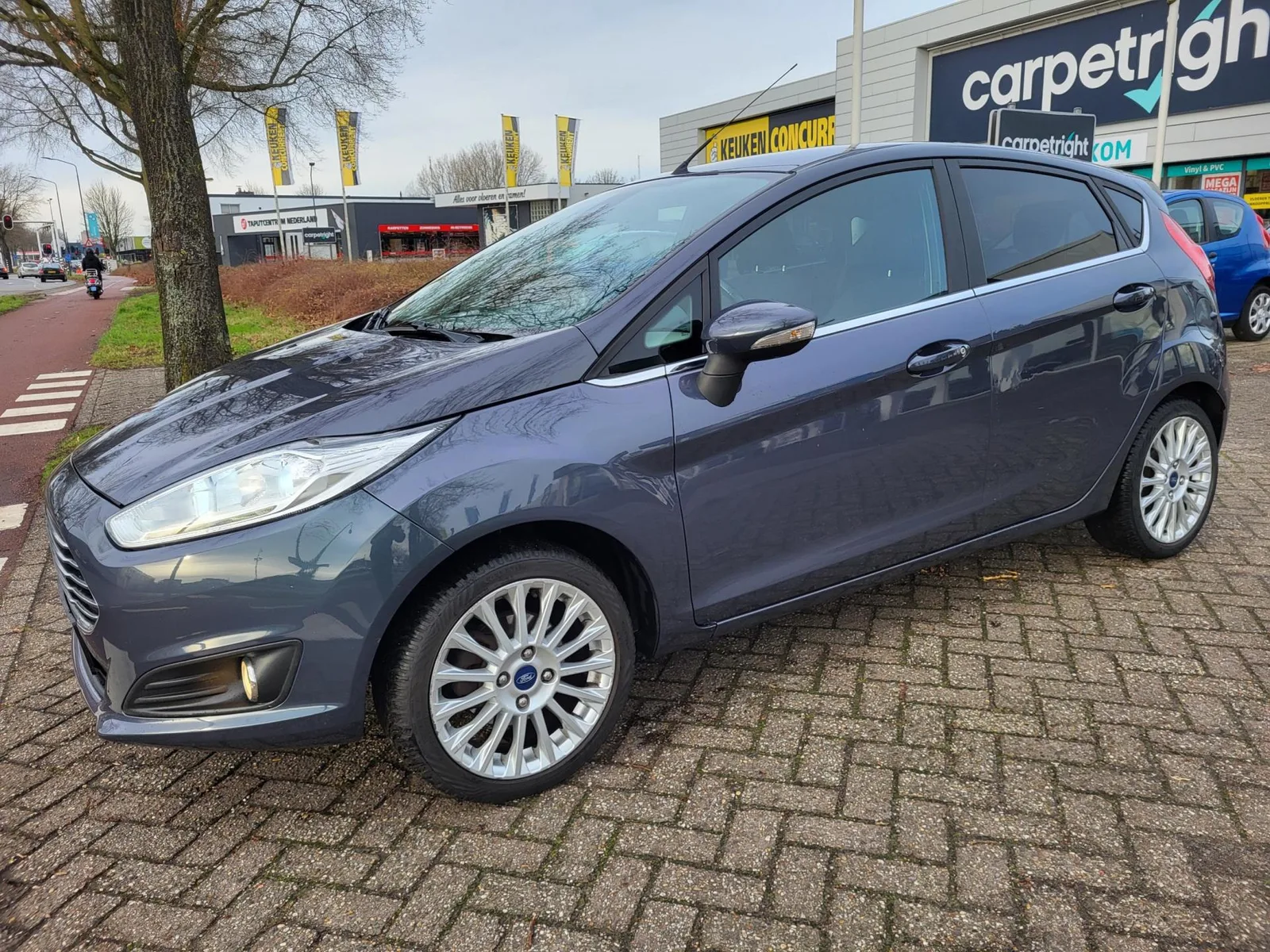 Ford Fiesta (2013) — foto 1