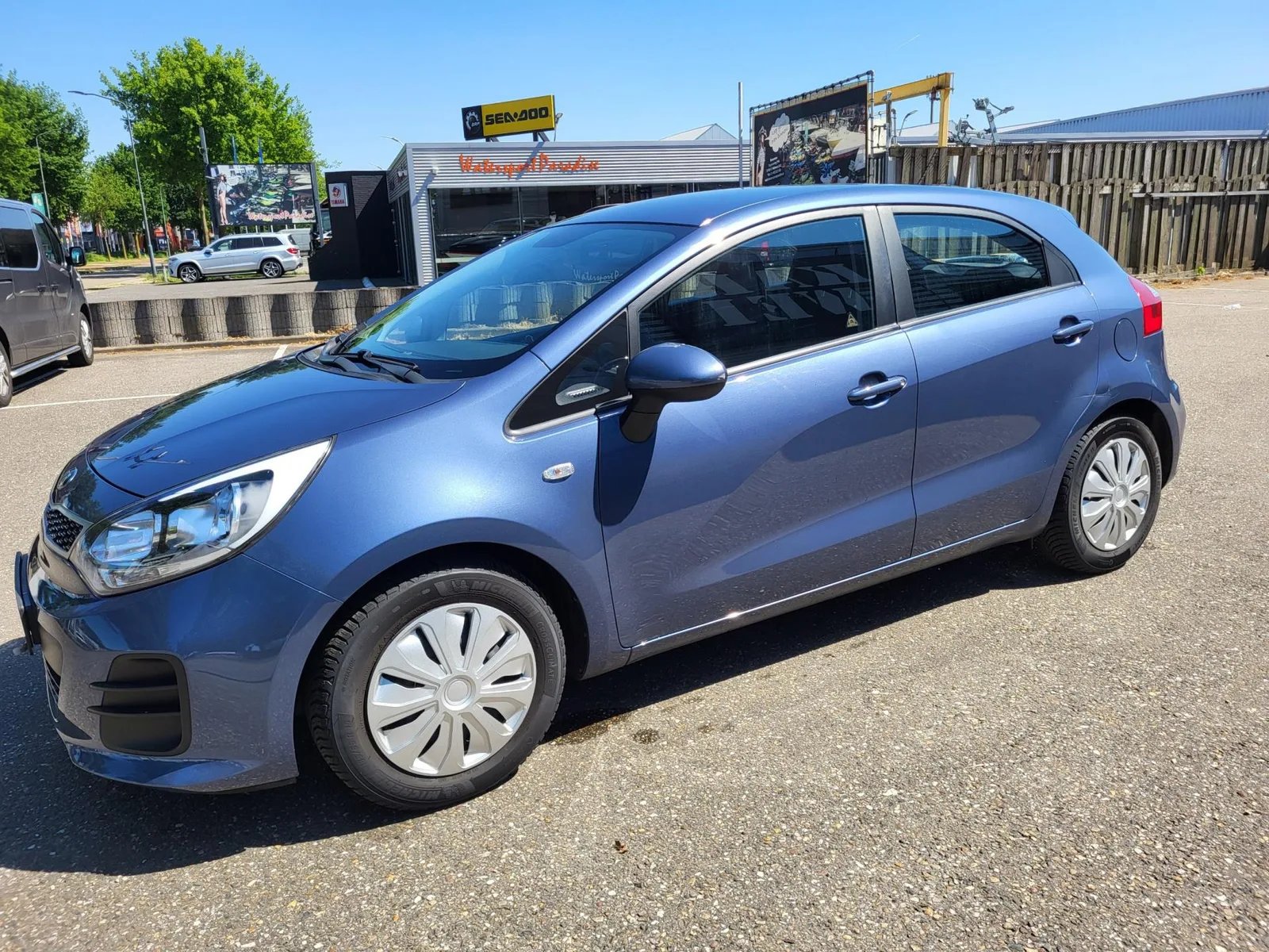 Kia Rio (2016) — foto 1