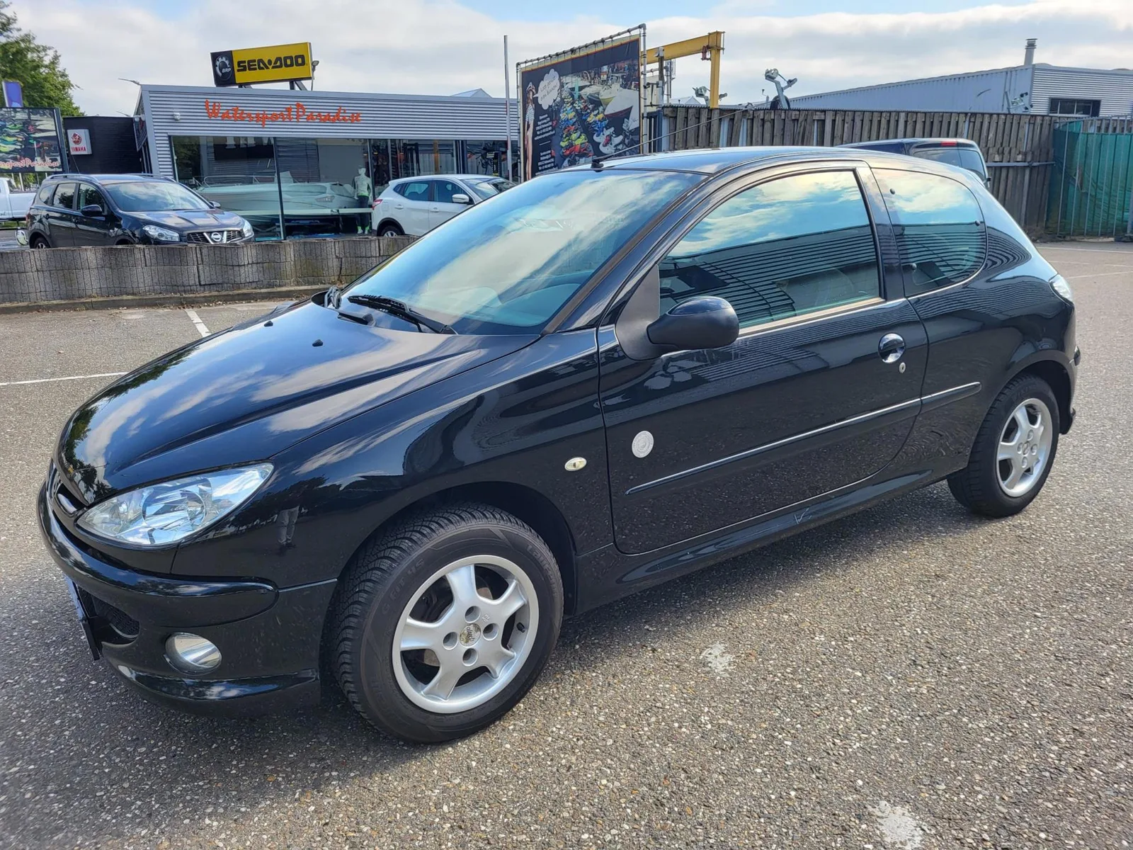 Peugeot 206 (2008) — foto 1
